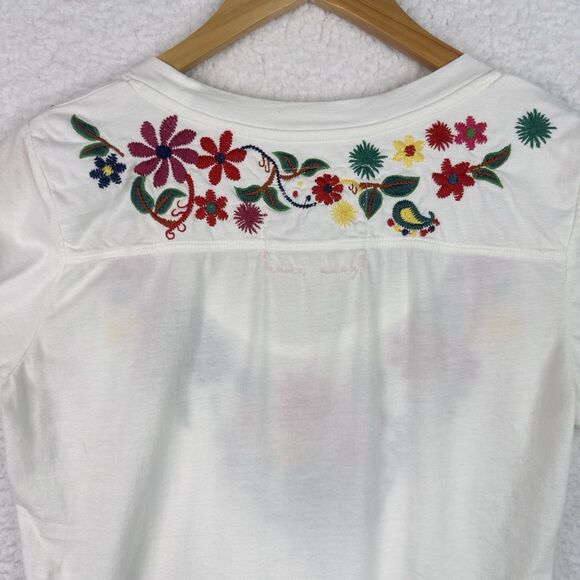 Johnny Was T-Shirt Floral Embroidered White S 100% Cotton Short Sleeve Boho Chic - Picture 8 of 13